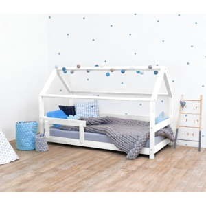 Bílá dětská postel s bočnicí ze smrkového dřeva Benlemi Tery